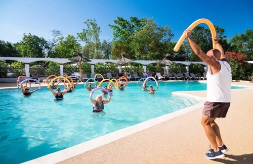 Canet Villa | Camping maeva Club Les Rivières * - Gîte Premium 2 Rooms 5 Persons Air-conditioned + TV