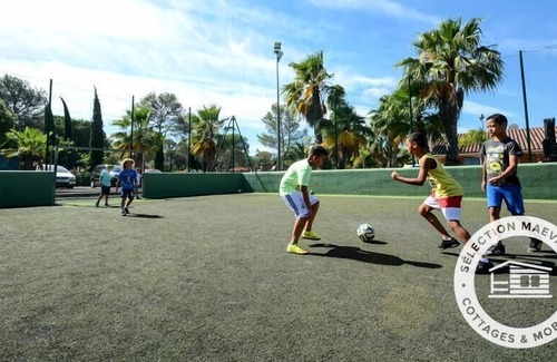Puget-sur-Argens House | Camping Oasis Village ***** - Comfort themed bungalow 4 rooms 6/8 people air-conditioned + TV