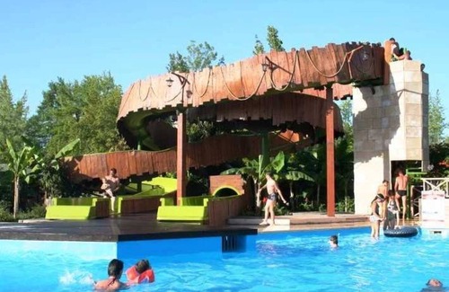 Mezos House | Camping - Piscine - eechfc