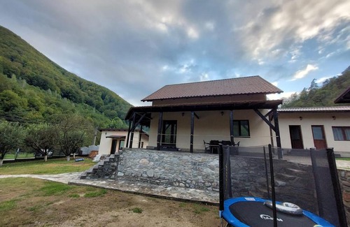Beriu Other | Camping Sarah