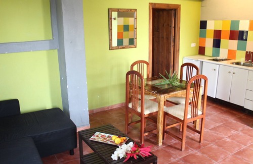 Velilla-Taramay RV Rental | Camping Tropical