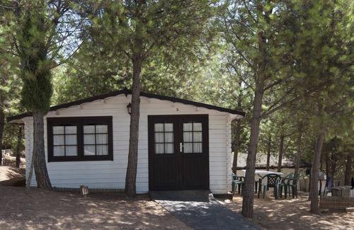 Iznajar RV Rental | Camping ValdeArenas
