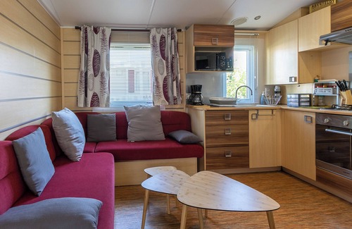 Le Fenouiller RV Rental | Camping "Villa Landreau" with Private Terrace, Shared Pool & Wi-Fi