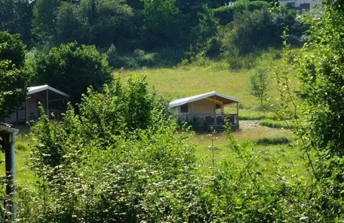 Rouffignac-Saint-Cernin-de-Reilhac House | Campsite Flower Les Terrasses de Dordogne * - Canvas Bungalow 3 Rooms 5 People Without Sanitary