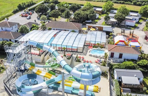 Tharon-Plage House | Campsite La Riviera * - Mobil-Home 3 Rooms 4/6 People + TV