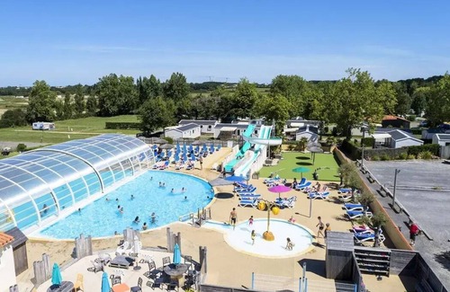 Givrand House | Campsite Le Domaine de Beaulieu* - Mobile home Caribbean TV 3 Rooms 4/5 People