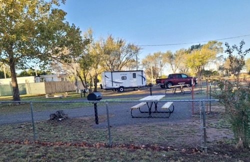 Cache RV Rental | Campsite near Wichita Wildlife Refuge & Mountains