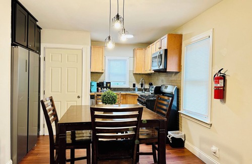 Cherry Hill House | Campu's shared House - Main Level
