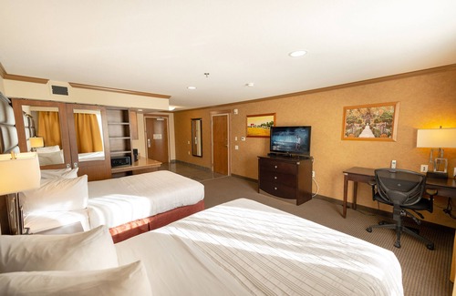 Camrose Hotel | Camrose Resort & Casino