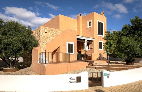 Sant Francesc Xavier Villa | CAN NOVES- Magnificent newly built villa, central and well equipped
