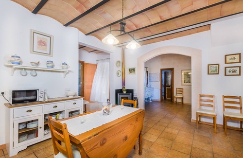Llucmajor Villa | CAN FOSQUET - Beautiful traditional villa with private pool. Free WiFi.