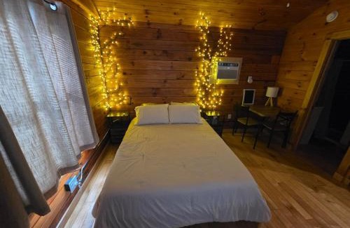 Waterloo Ski Chalet | Canal Cabin #4