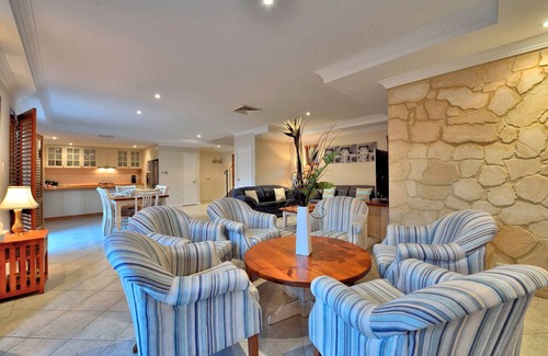 Wannanup House | Canal Riviera - Free Wifi