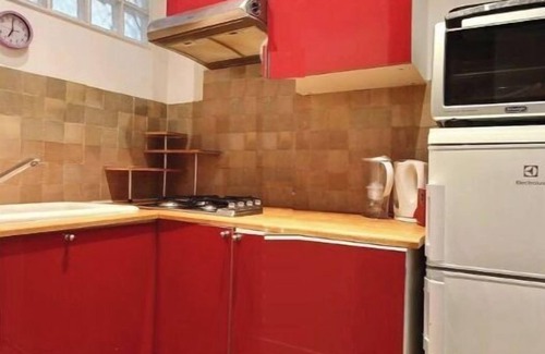 Hopital Saint-Louis Apartment | Canal Saint Martin one bedroom apartment