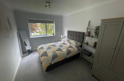Heybridge Apartment | Canal Side Retreat - 2 Bedroom Apartment