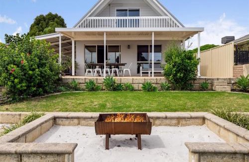 South Yunderup House | Canal Viewprivate Jettypet Friendlyfire Pit