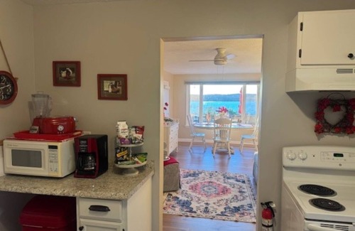 Rushville House | Canandaigua Lake Million Dollar Lake Views And Sunsets!