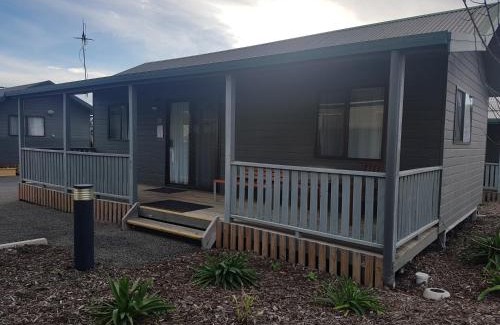 Watson Hotel | Canberra Carotel Motel