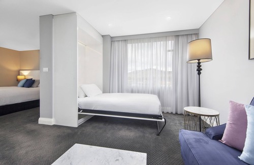 Braddon Hotel | Canberra Rex Hotel & Serviced Apartments