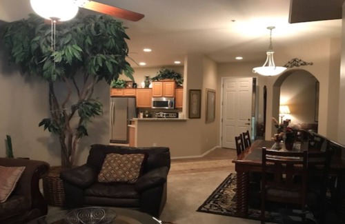 Surprise Condo | CANCELLATION: AVAIL 12-28 to Jan. 30! ENJOY A WARM WELCOME TO THE NEW YEAR!
