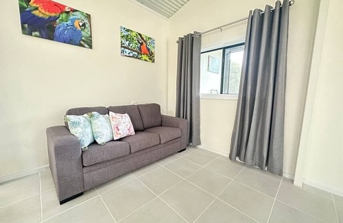 Brownlow Ki House | CandE’s Guesthouse