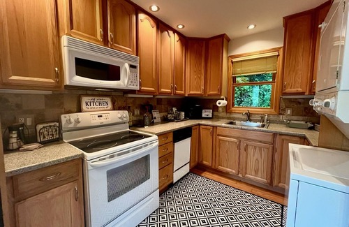 New Milford Cottage | Candlewood Lake Retreat with year round views