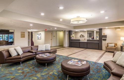 Arlington Hotel | Candlewood Suites Jacksonville East Merril Road by IHG