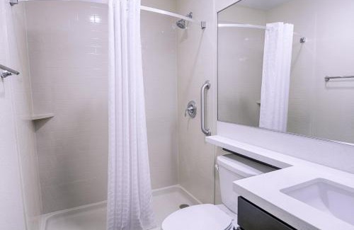 Lakeville Hotel | Candlewood Suites Lakeville I-35 by IHG