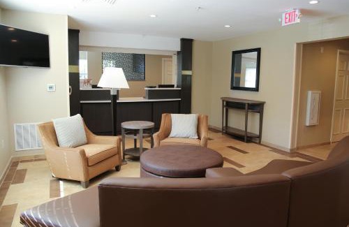 Scarborough Hotel | Candlewood Suites - Portland - Scarborough by IHG