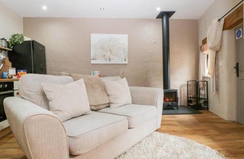 Blackmill House | Caner Bach Lodge