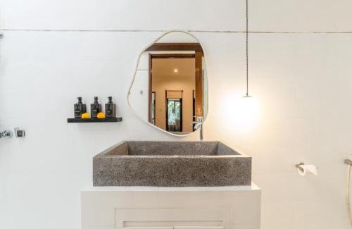 Batu Bolong House | Canggu Garden House