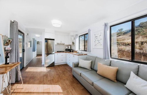 Piambong Cottage | Canguri Boutique A Memorable Farmstay near Mudgee