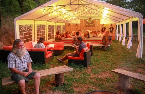 Burnt Ranch RV Rental | Cannabis Farm Glamping Retreat: Near Willow Creek w/Farm Meals, Firepit & Kayaks