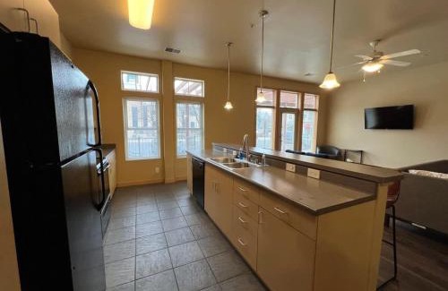 Sun Prairie Apartment | Cannery Square Short Term Rentals -102