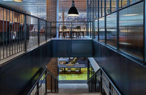 Pearl District Hotel | Canopy by Hilton Portland Pearl District