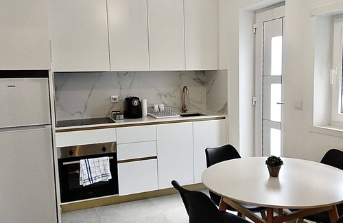 Braganca Apartment | Cantinho do Castelo - João IV