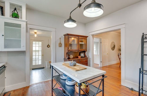 Canton House | Canton Home w/Porch < 1 Mile to First Monday!