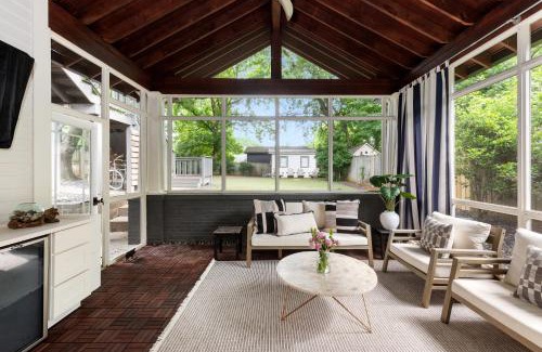 Virginia Highland House | Canvas Haven