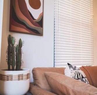 East Lawrence Apartment | Canyon Stop