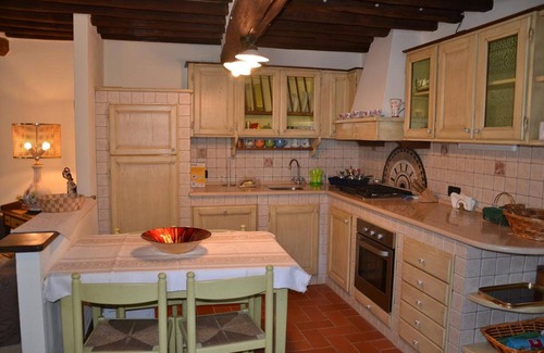 Castelvecchio House | Capannori Stylish Townhouse