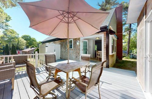 Buzzards Bay House | Cape Breeze