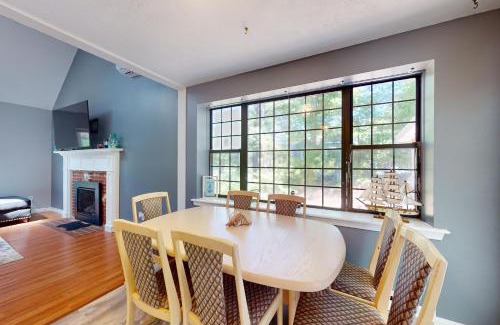 Buzzards Bay House | Cape Breeze