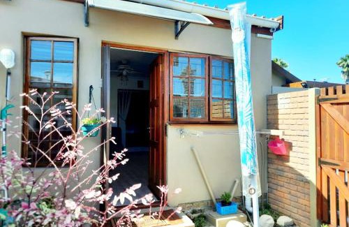 Cape Town Apartment | Cape Cozy Cottages 2