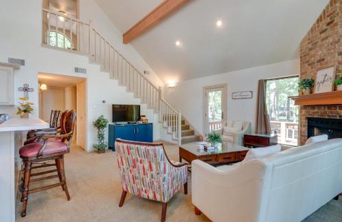 Cape Royale House | Cape Royale Home with Deck - Walk to Lake Livingston