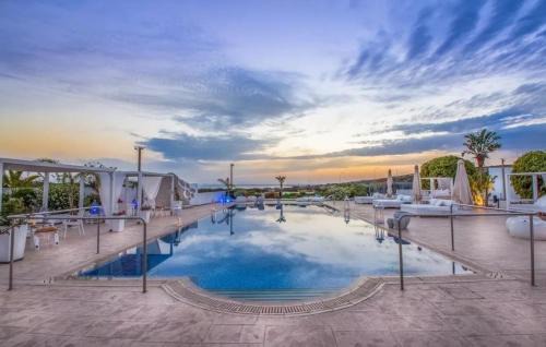 Cape Greko House | Cape Serenity Mansion