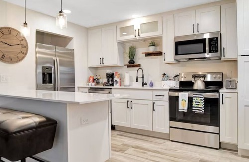 Ocean Woods Condo | Cape Ten 🏡