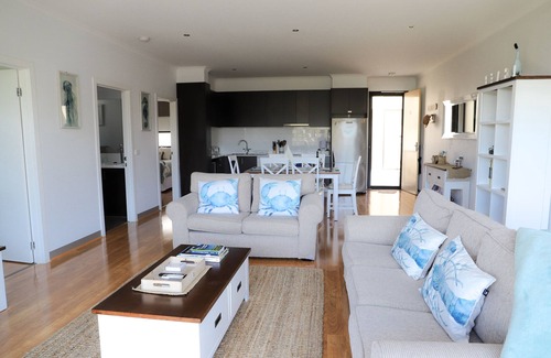 Capel Sound Apartment | "CAPEL SUNRISE" Beautiful 2BR New Apartment, opposite foreshore. Location +