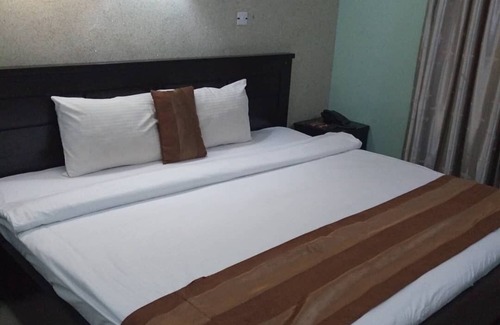 Akure Hotel | CAPITAL HOTEL-GRAND GROUP