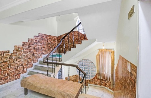 Bemloi Hotel | Capital O 88790 Traditional Hotel Himani