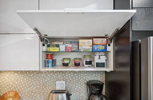 Southeast Apartment | Capitol Hill-SLPS 4-Walk 2 blk Metro/Cafes
